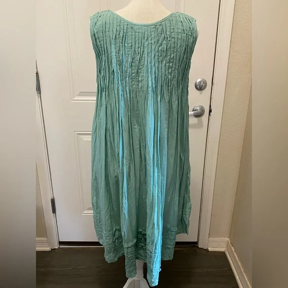 J.P. & Mattie Dress - Picture 4 of 8